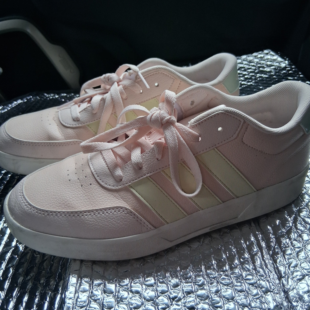 Adidas Women's Pink Sneakers